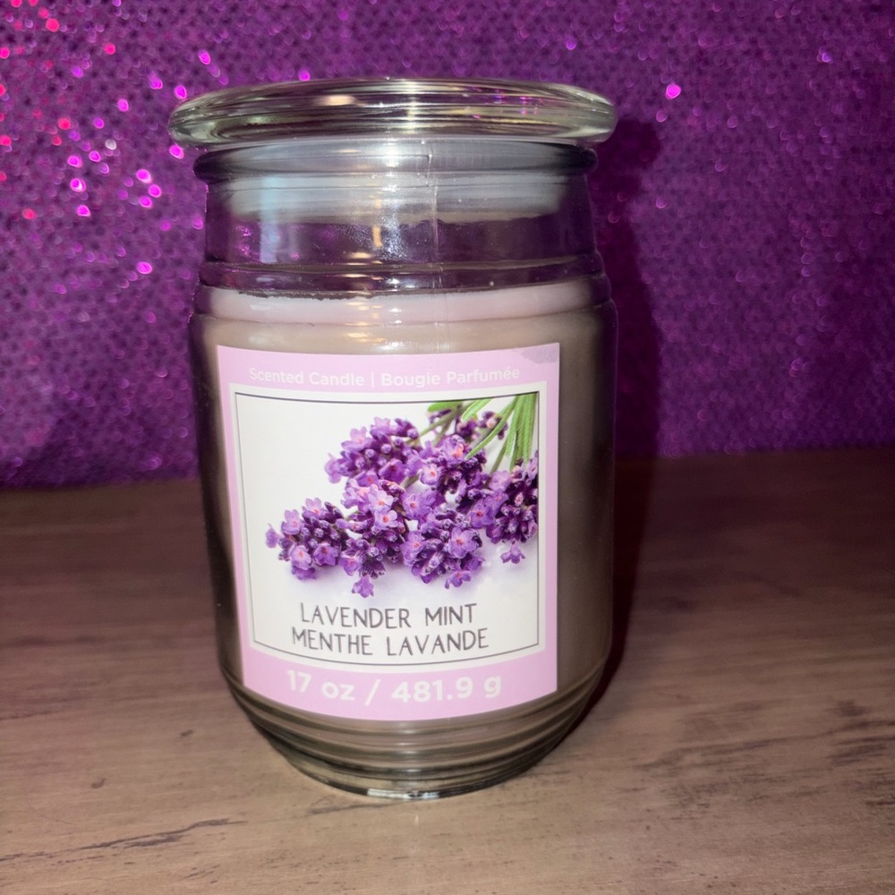 Lavender Mint Scented Jar Candle 17 oz | Floral Aromatherapy |  NWT
